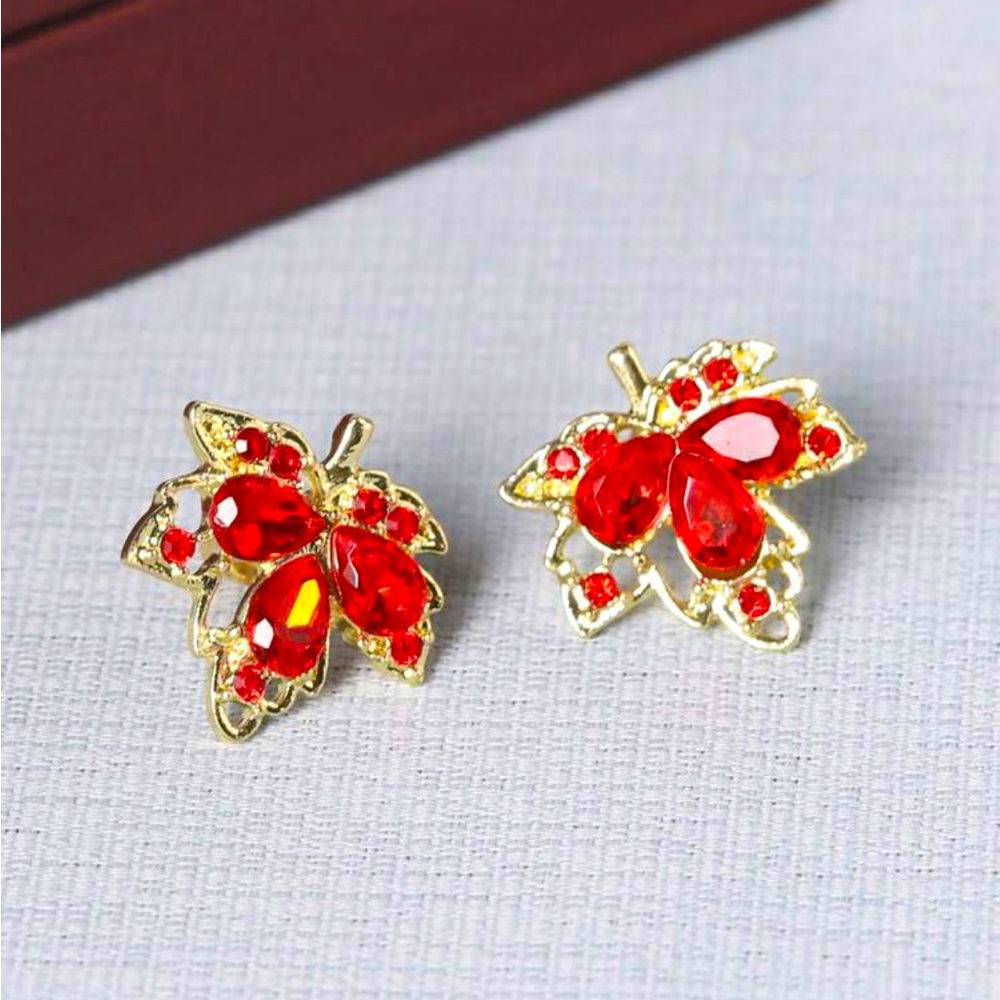 NWOT Red Maple Leaf Earrings